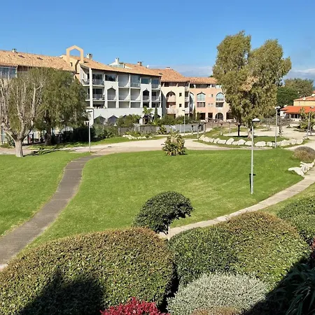 Apartment 2 Pieces 5 Couchages Les Maures Lal100-117 La Londe-les-Maures